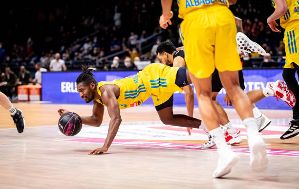 和球迷的参 和球迷的参